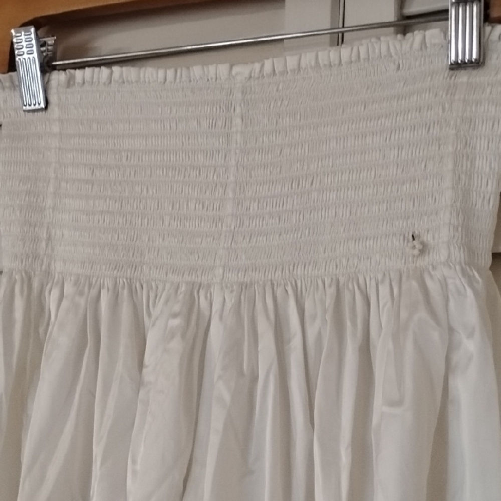 NATURAL LIFE High Waist Cream Shorts - Picture 2 of 4